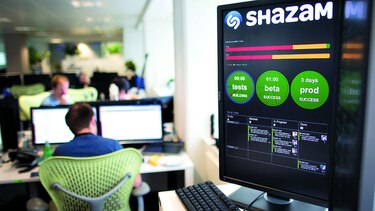 Shazam, en la mira de Apple