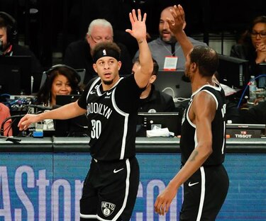 Kevin Durant firma un triple-doble y los Nets destrozan a los Knicks