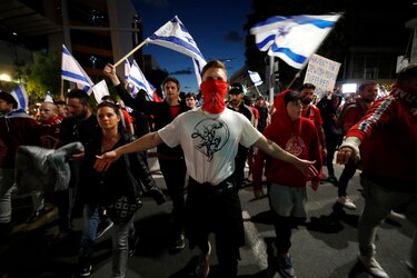 Israel vuelve a vivir otra multitudinaria protesta contra la reforma judicial