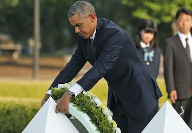 Obama hace histórica visita a Hiroshima y pide un mundo sin armas nucleares