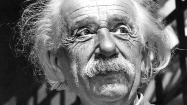 Einstein opina sobre Dios
