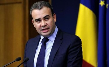 Investigan a 1,300 funcionarios en Rumania por robo de 273 millones de dólares