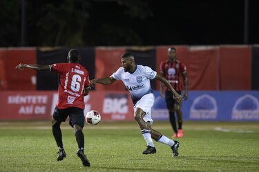 Gol de Emmanuel Gómez da a UMECIT un debut histórico en el Clausura 2025