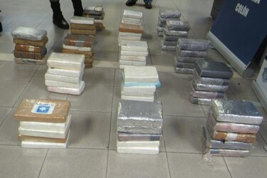 Policía Nacional decomisa 80 kilos de cocaína en puerto de Colón
