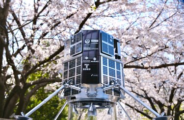 Sin noticias de la nave japonesa que debía aterrizar en la Luna