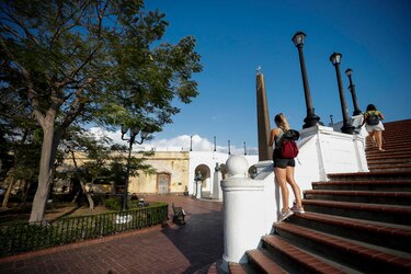 Contribución del turismo a la economía mundial superará este año en 7.5% los aportes previos a la pandemia