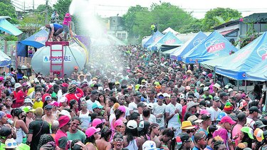 Limitan uso del agua en carnavales