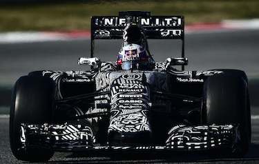 Ricciardo marca la pauta en segunda jornada de prácticas