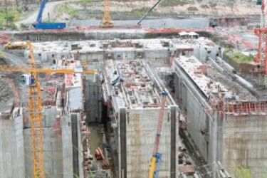 Obreros piden más seguridad laboral
