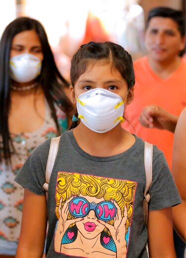 Perú vuelve al uso obligatorio de las mascarillas