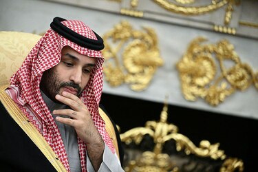 Me burlé en YouTube del líder saudita y entonces me hackearon el teléfono y me dieron una paliza en Londres
