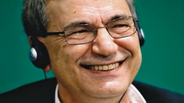 Pamuk, contra el autoritarismo y la ración de libertad