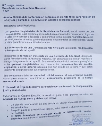 Molinar reitera que ‘no firmará finiquito de huelga’ y que ‘no puedo pagar a quien no trabaja’