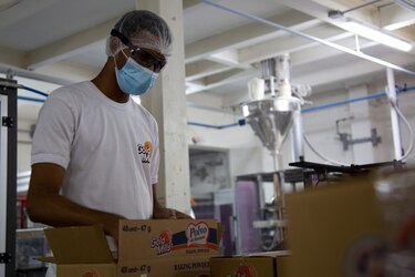 Mitradel: unos 70 mil contratos de trabajo se han reactivado en el país