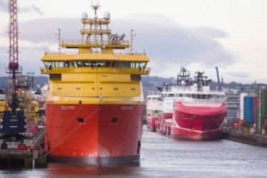 Pemex construirá 5 buques en España