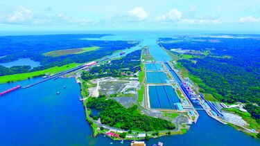 Piden eliminar restricciones en el Canal de Panamá