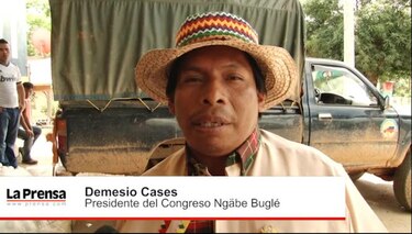 Presidente del Congreso General Ngäbe Buglé asiste a la Presidencia de la República para hablar sobre Barro Blanco