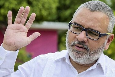 Avanza juicio contra ex presidente Mauricio Funes