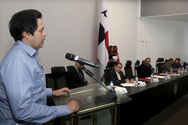 Aprueban ley que permitirá cobrar por adelantado impuestos