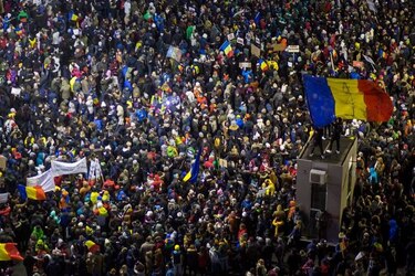 Rumania revoca decreto que despenalizaba corrupción
