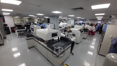 Instalan equipo robótico para el manejo de muestras de laboratorio en el complejo hospitalario Arnulfo Arias Madrid