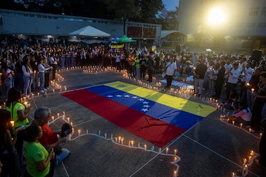 Suben a 3,535 los fallecidos y a 16,740 los heridos por los terremotos en Venezuela