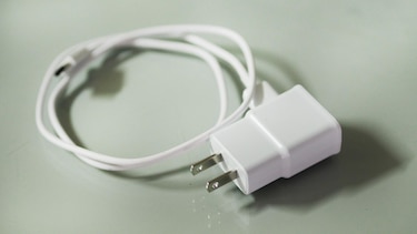 Cómo cuidar los cables de tus dispositivos electrónicos para que no se estropeen