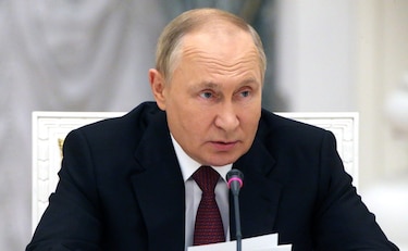 Vladimir Putin reta al mundo y se anexa territorios ucranianos