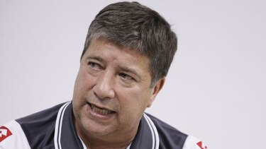 El Bolillo Gómez, ocho meses después y diez partidos