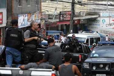 Pistoleros encapuchados asesinan a seis personas en Sao Paulo