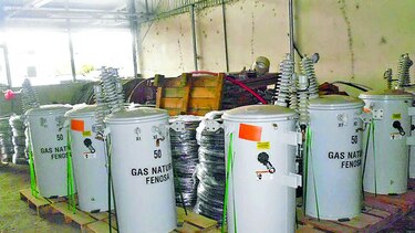 Administración de energía eléctrica cambiará de manos