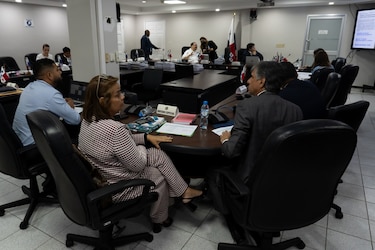 MOP destinará $1.1 millones para limpiar 18 hectáreas con municiones en Nuevo Emperador