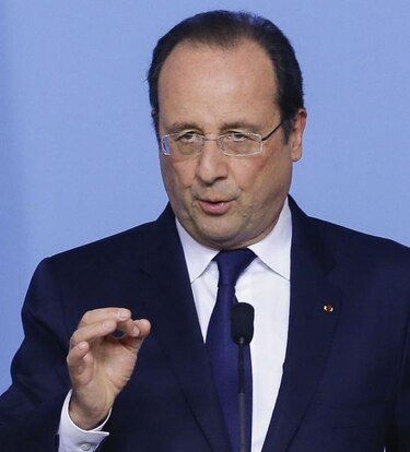 Hollande condena el linchamiento de un adolescente gitano