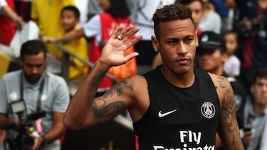 Neymar reaparece con el PSG