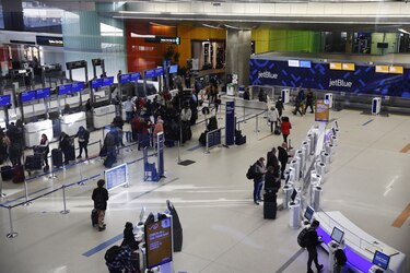 ¿Cómo funciona el sistema que causó caos en vuelos de Estados Unidos?