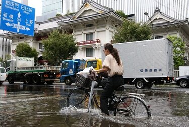 Tifón Faxai golpea a la capital japonesa