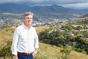 Embajador de Estados Unidos denunció la ‘brutal represión’ en Nicaragua al concluir su misión