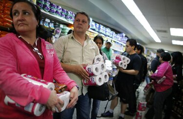 Piden a turistas traer papel higiénico y jabón de sus casas en hoteles de Venezuela