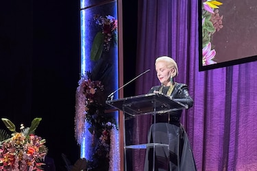 Estados Unidos rinde homenaje a Carolina Herrera, quien clama ‘por una Venezuela libre’