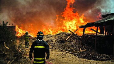 Una decena de muertos cobra ola de incendios