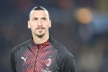 Ibrahimovic no jugará con el AC Milan hasta mediados de septiembre