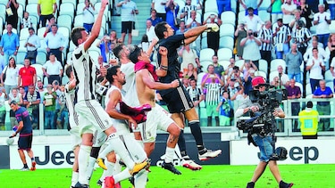 Juventus arrancó la liga con goleada