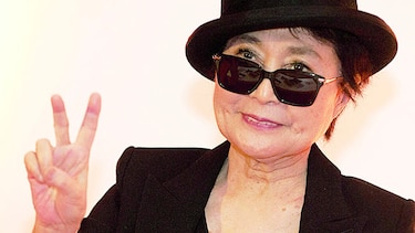 Yoko Ono organiza ‘símbolo de paz’ por John Lennon