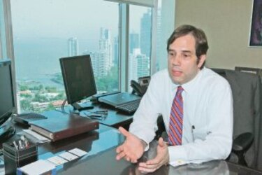 'Hay que cambiar la gestión del Estado'