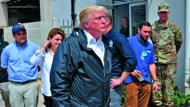 Katrina fue peor que María, insinúa Trump