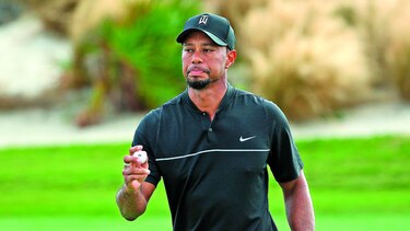 Tiger Woods sorprende en su regreso en Bahamas