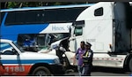 Mula se estrella contra autobús Panamá-David, en San Félix; reportan varios heridos
