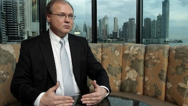 Rusia pretende congelar el conflicto en Ucrania, dice embajador Ruslan Spirin