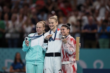 La británica Page completa su colección de medallas con el oro