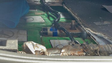 Hallan paquetes con droga en carro involucrado en triple colisión en el Corredor Norte